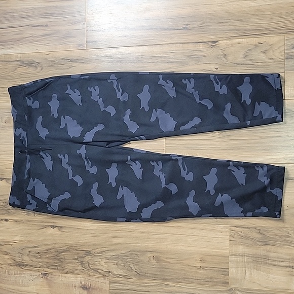 Yogalicious Lux Navy Camo Joggers - Picture 2 of 11